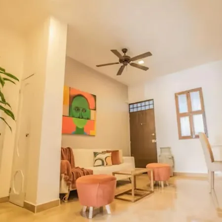 Apartment Historic Getaway With Breakfast Cartagena